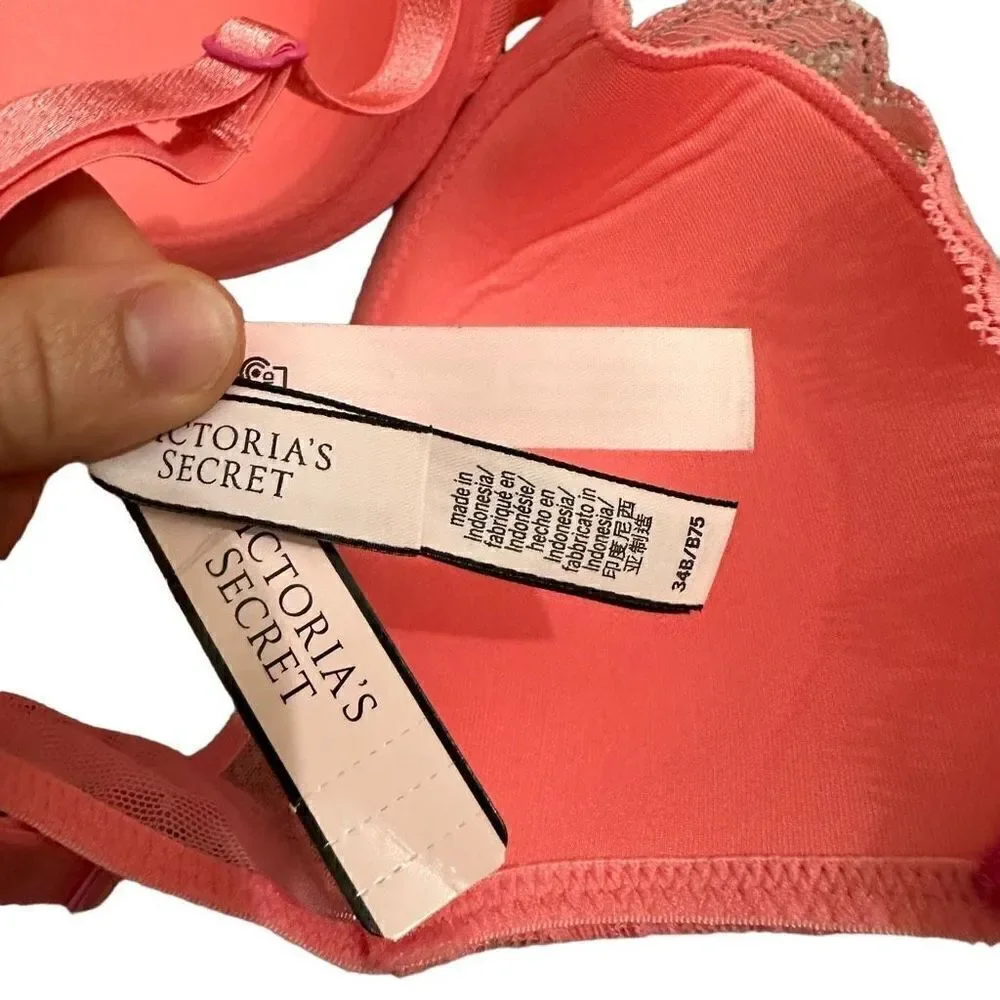 NWT Victorias Secret lightly lined bra size 34b